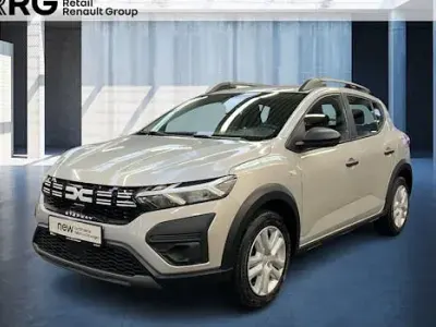 Gebraucht Dacia Sandero Essentiel 101 PS (74 kW) 2024 Grau Limousine