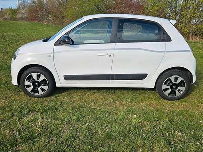 Gebraucht Renault Twingo 69 PS (50 kW) 2019 Weiß Kleinwagen