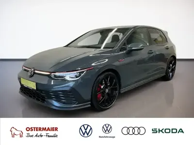 Gebraucht VW Golf VIII GTI Clubsport 300 PS (220 kW) 2021 Delfingrau metallic Limousine
