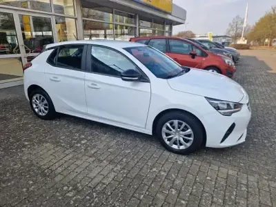 Usata Opel Corsa Basis 132 CV (97 kW) 2022 Bianco Utilitaria