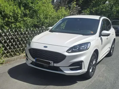 Gebraucht Ford Kuga ST-Line X 152 PS (111 kW) 2021 Weiß SUV