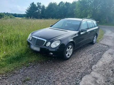 Gebraucht Mercedes E280 190 PS (139 kW) 2006 Schwarz Kombi