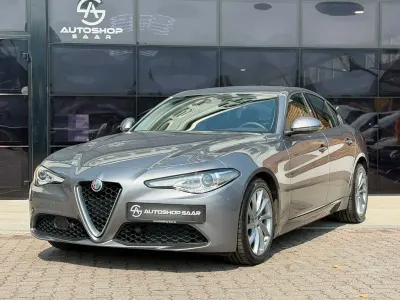 Gebraucht Alfa Romeo Giulia Super 150 PS (110 kW) 2018 Grau Limousine