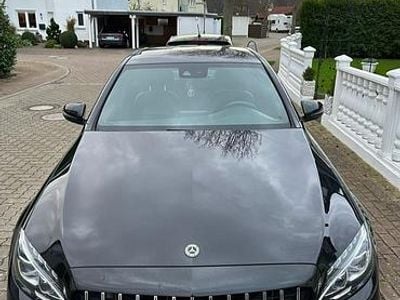 Gebraucht Mercedes C220 AMG line 170 PS (125 kW) 2018 Schwarz Limousine