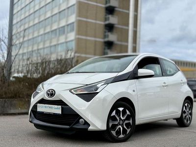 Usata Toyota Aygo X-play 72 CV (52 kW) 2021 Bianco Utilitaria