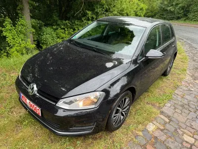 Używany VW Golf VII Allstar 125 KM (91 kW) 2017 Czarny Sedan/Limuzyna