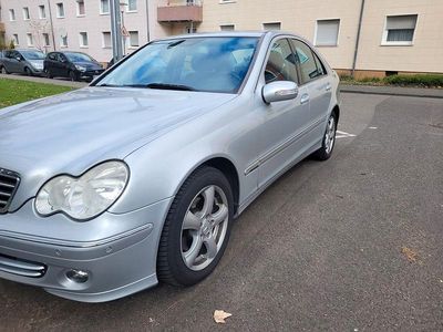 Gebraucht Mercedes C220 Avantgarde 150 PS (110 kW) 2007 Silber Limousine
