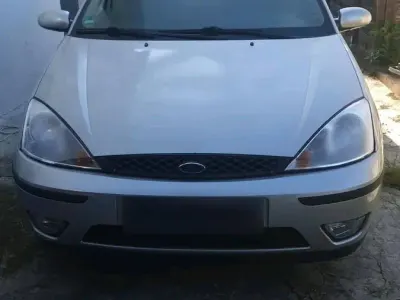 Gebraucht Ford Focus 115 PS (84 kW) 2001 Grau Kombi