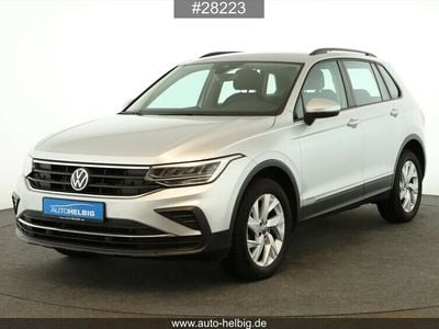 Gebraucht VW Tiguan Life 150 PS (110 kW) 2020 Reflexsilber metallic SUV