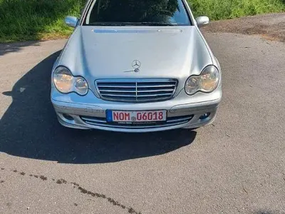 Gebraucht Mercedes C200 122 PS (89 kW) 2006 Silber Kombi