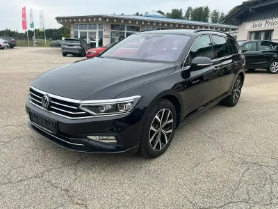 Gebraucht VW Passat 150 PS (110 kW) 2023 Schwarz Kombi