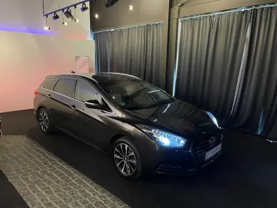 Gebraucht Hyundai i40 Style 141 PS (103 kW) 2015 Braun Kombi