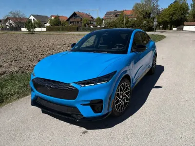 Gebraucht Ford Mustang Mach-E GT 358 kW (487 PS) 2022 Blau SUV