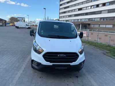 Gebraucht Ford Transit Custom 105 PS (77 kW) 2019 Weiß Van