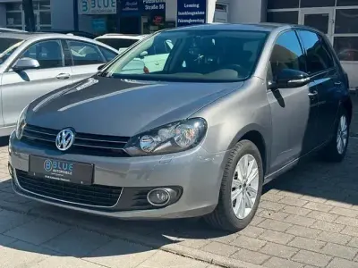 Gebraucht VW Golf VI Style 86 PS (63 kW) 2011 Grau Limousine