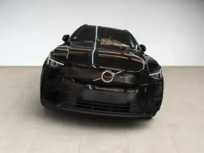Używany Volvo XC40 Plus 169 kW (231 KM) 2023 Czarny SUV