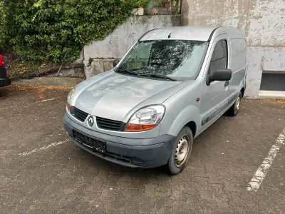 Gebraucht Renault Kangoo 65 PS (47 kW) 2004 Silber Van / Kleinbus