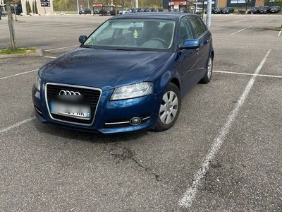 gebraucht Audi A3 Blau 1.6 TDI 2012 240000 km FRANSOZE PAPIERE