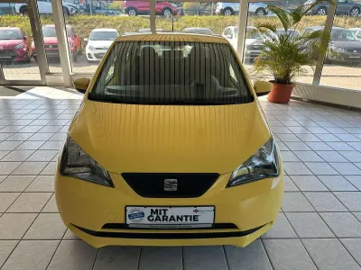 Begagnad Seat Mii Style 60 HK (44 kW) 2018 Gul Halvkombi