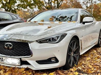 Weiß Gebraucht 2019 Infiniti Q60 Premium Coupé | 20.000 €