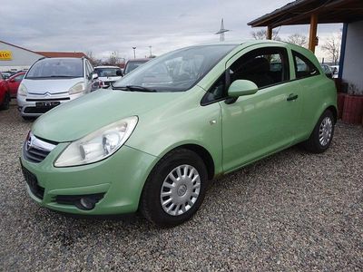 Usata Opel Corsa Selection 80 CV (58 kW) 2009 Verde Utilitaria