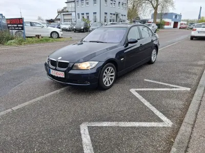 Używany BMW 320 150 KM (110 kW) 2005 Niebieski Sedan/Limuzyna