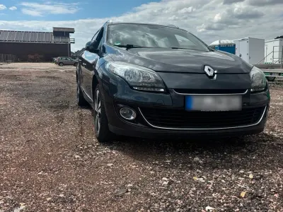Gebraucht Renault Mégane GrandTour Bose Edition 115 PS (84 kW) 2013 Kombi