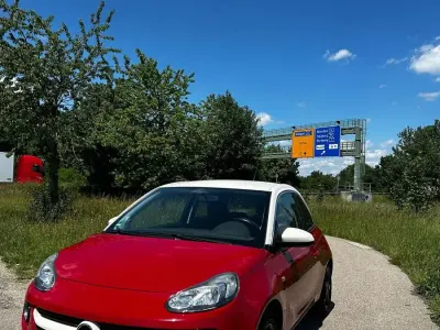 Gebraucht Opel Adam 87 PS (63 kW) 2015 Rot Kleinwagen