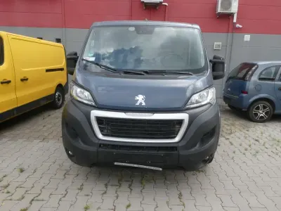 Gebraucht Peugeot Boxer 120 PS (88 kW) 2021 Blau Van