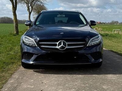 Gebraucht Mercedes C220 Avantgarde 194 PS (142 kW) 2020 Blau Kombi