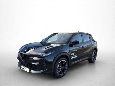 Neu Alfa Romeo GT Junior Edizione Speciale 145 PS (106 kW) 2025 Schwarz SUV