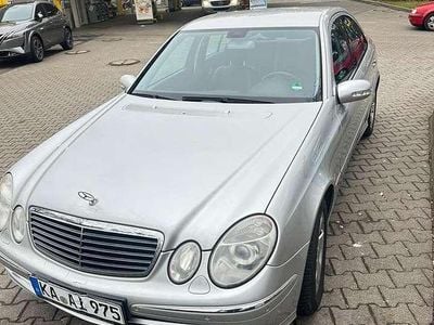 Usata Mercedes E350 Classic 272 CV (200 kW) 2005 Berlina