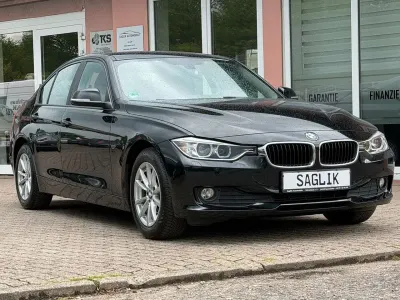 Gebraucht BMW 318 Sport Line 143 PS (105 kW) 2014 Schwarz Limousine