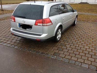 Gebraucht Opel Vectra 140 PS (102 kW) 2007 Silber Kombi