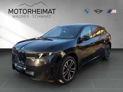 Gebraucht BMW iX3 Sport Line 344 kW (469 PS) 2026 Black sapphire SUV