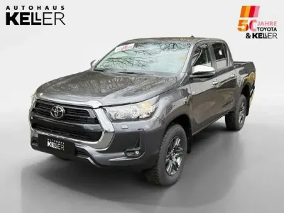 Neu Toyota HiLux Comfort 204 PS (150 kW) 2026 Marlingrau metallic Pickup