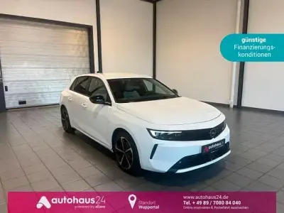 Gebraucht Opel Astra Business 131 PS (96 kW) 2023 Weiß Kleinwagen