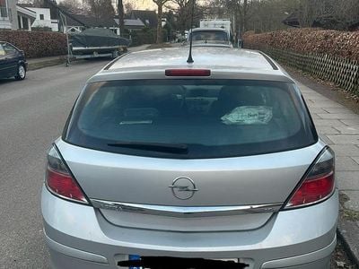 Usata Opel Astra 140 CV (102 kW) 2007 Argento Station wagon