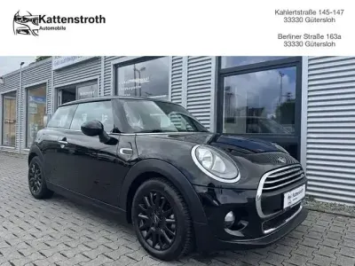 Gebraucht Mini ONE Pepper 102 PS (75 kW) 2017 Schwarz Kleinwagen