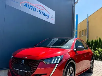 Gebraucht Peugeot e-208 GT 100 kW (136 PS) 2021 Rot Kleinwagen