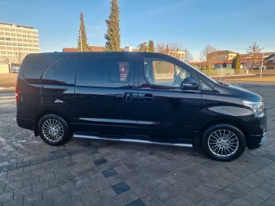 Gebraucht Hyundai H-1 170 PS (125 kW) 2020 Schwarz Van / Kleinbus