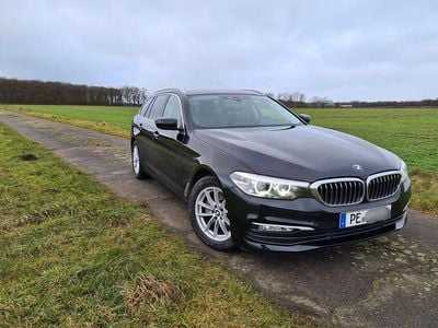 Schwarz Gebraucht 2018 BMW 520 Sport Line Kombi | 26.500 € (Fairer Preis)