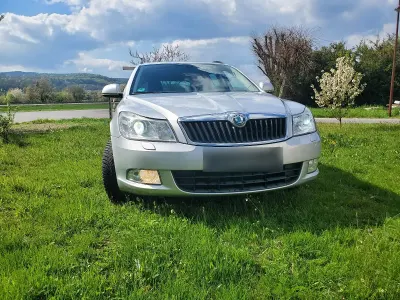 Gebraucht Skoda Octavia 140 PS (102 kW) 2013 Silber Kombi