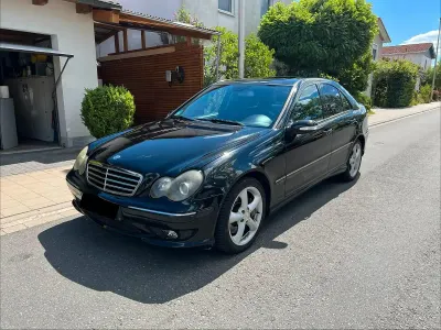 Gebraucht Mercedes C230 204 PS (150 kW) 2008 Schwarz Limousine