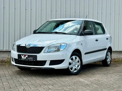 Gebraucht Skoda Fabia 60 PS (44 kW) 2011 Weiß Kleinwagen