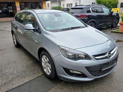Gebraucht Opel Astra Selection 110 PS (80 kW) 2015 Silber Kombi