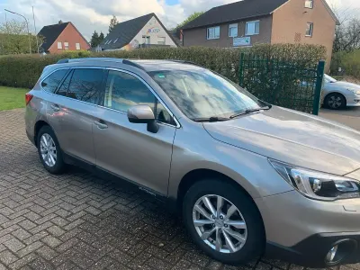 Usata Subaru Outback 150 CV (110 kW) 2015 Beige Station wagon