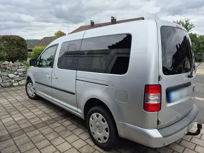 Gebraucht VW Caddy Maxi 140 PS (102 kW) 2010 Silber Van / Kleinbus