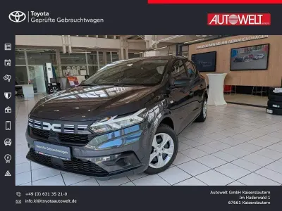 Używany Dacia Sandero Essentiel 67 KM (49 kW) 2023 Szary Hatchback