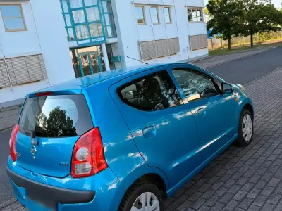 Gebraucht Nissan Pixo 68 PS (50 kW) 2009 Blau Kleinwagen